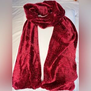 Elegant Velvet Scarf made of the finest quality Silk and Rayon Velvet